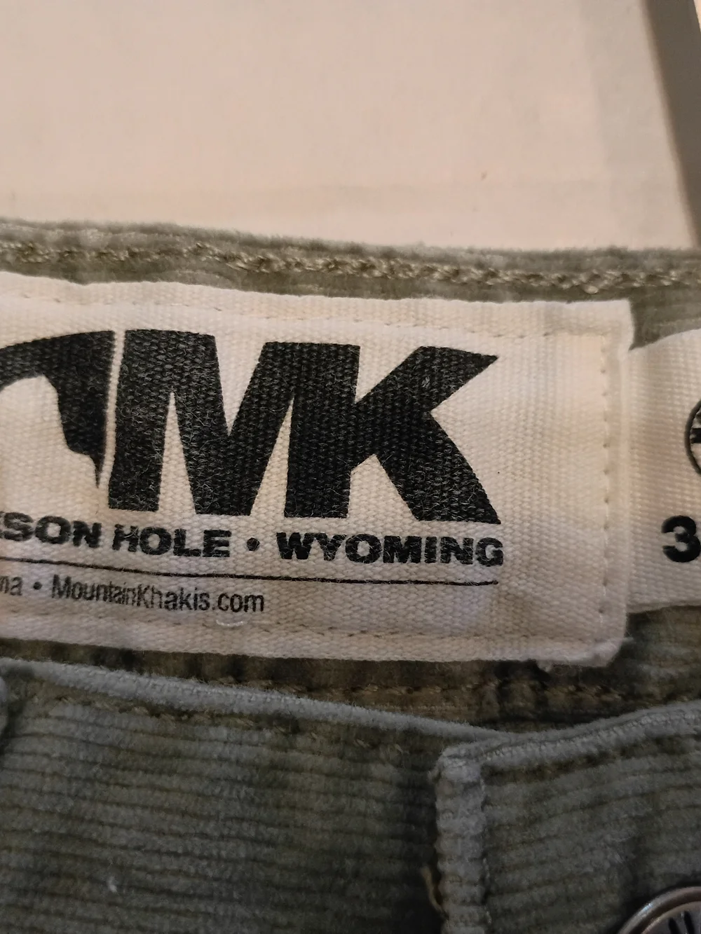 Mountain Khakis Men's Olive Chinos - Corduroy Five-Pocket Sz 32/32
